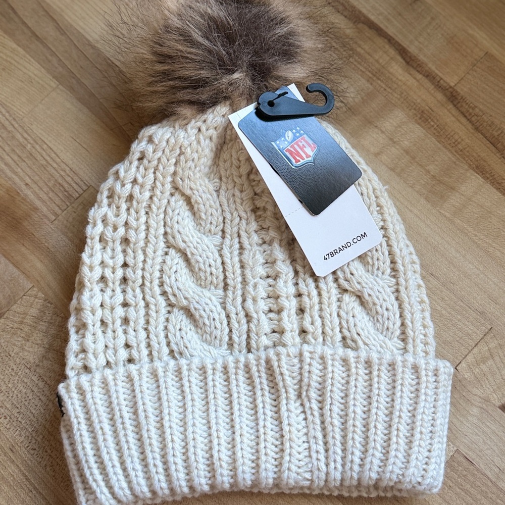 '47 Cream Denver Broncos Meeko Cuffed Knit Hat With Pom - Picture 2 of 2